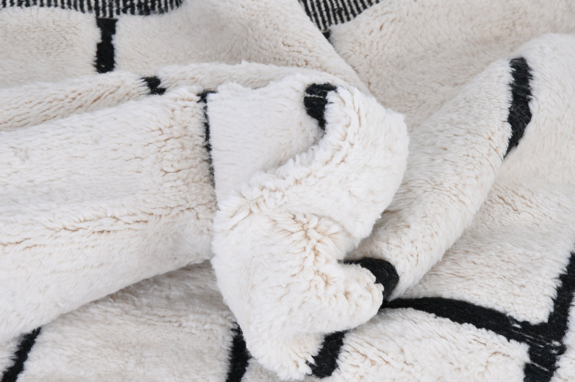 Moroccan custom rug from Beni Ourain, Wool and Thread, black and white