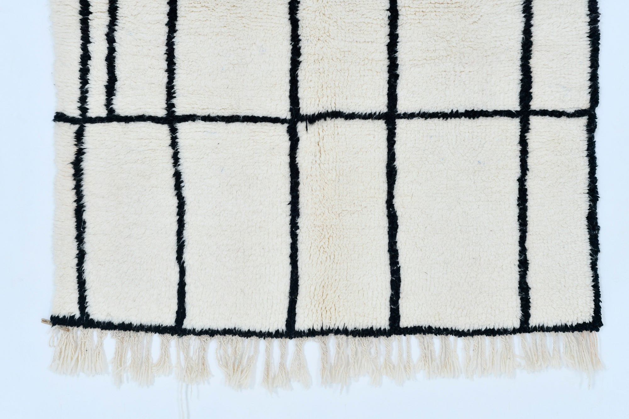 Moroccan custom rug from Beni Ourain, Wool and Thread, black and white