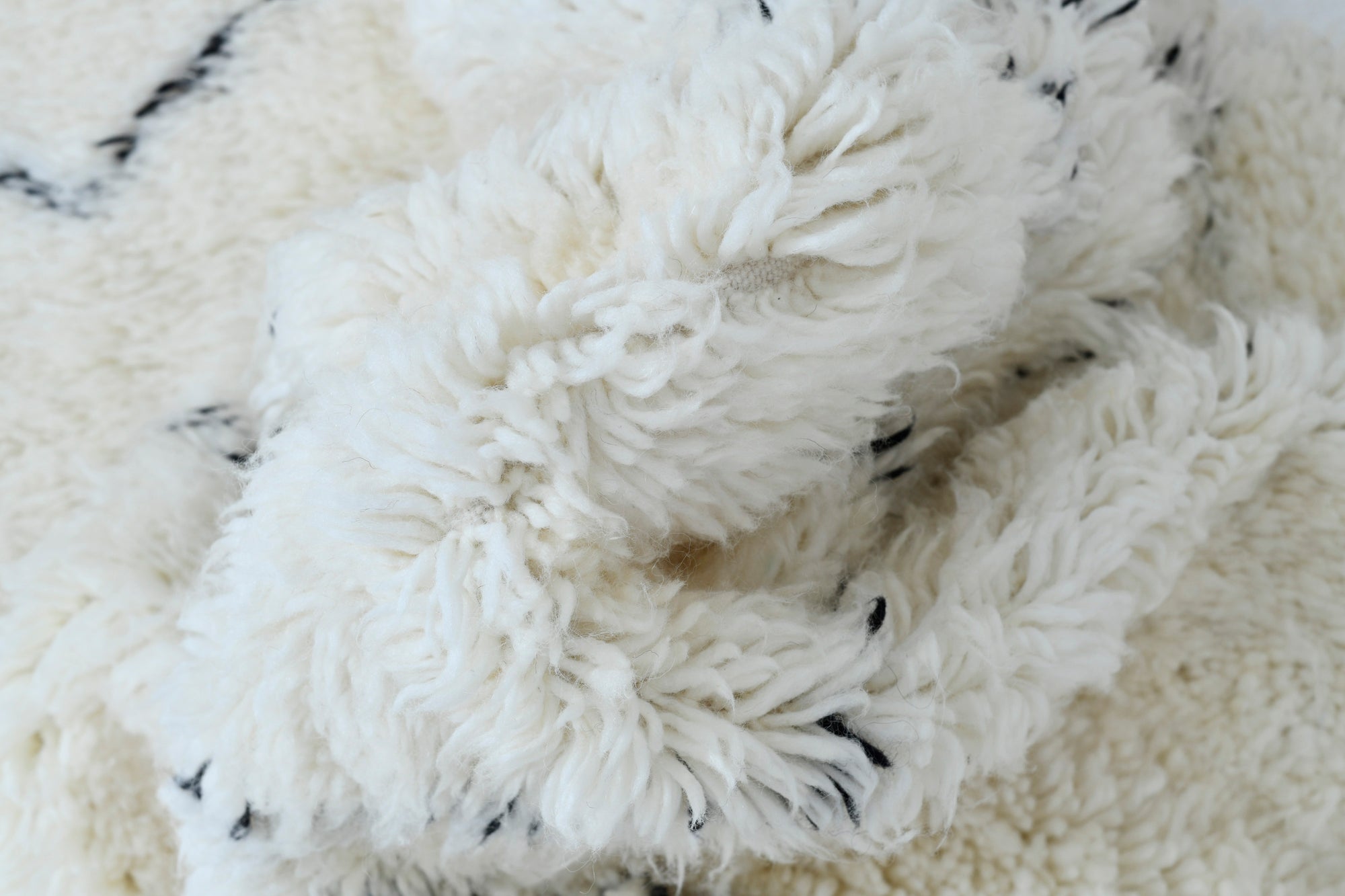 Black & White Berber Rug 3357