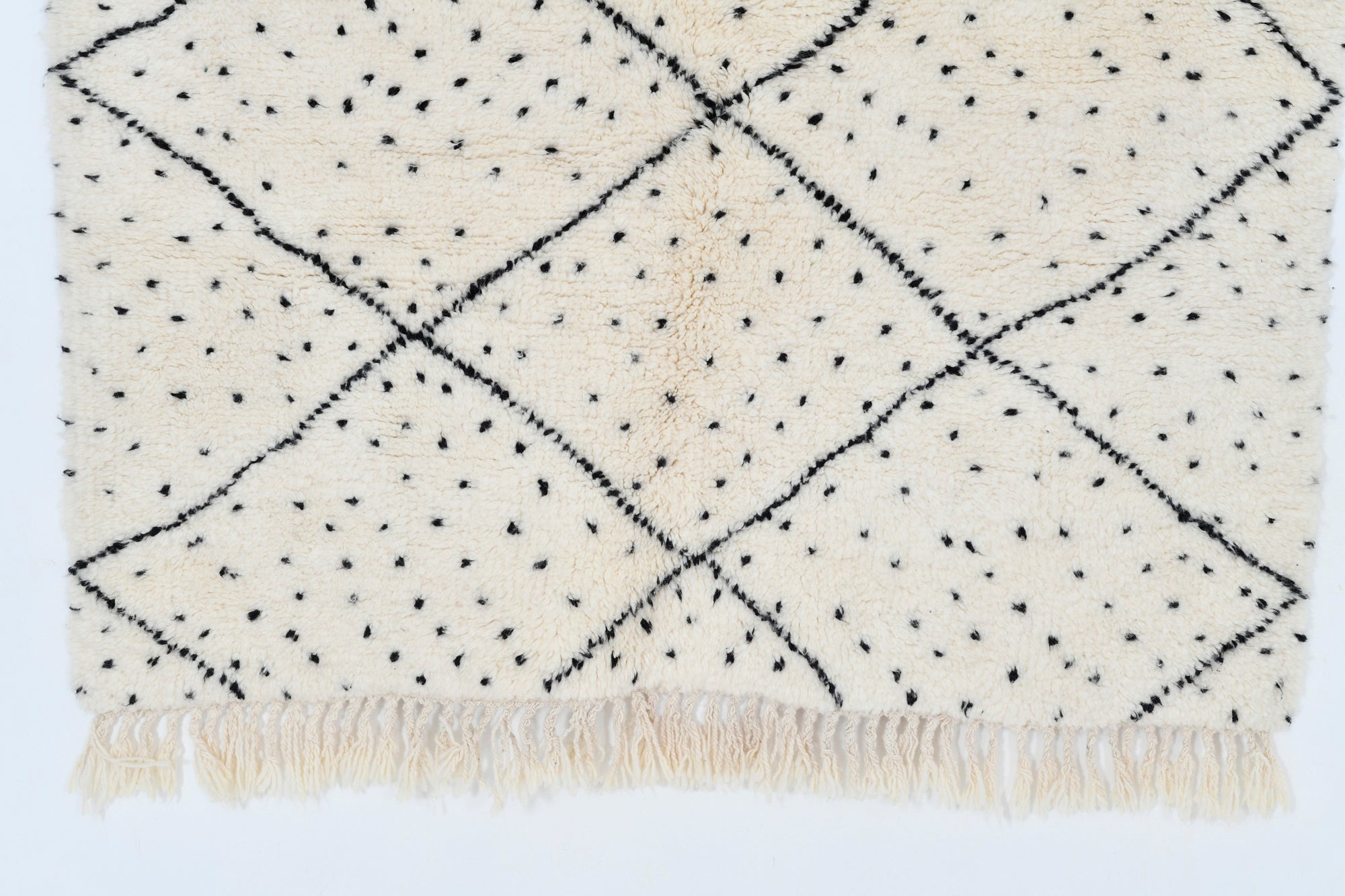 Moroccan custom rug from Beni Ourain, Wool and Thread, black and white