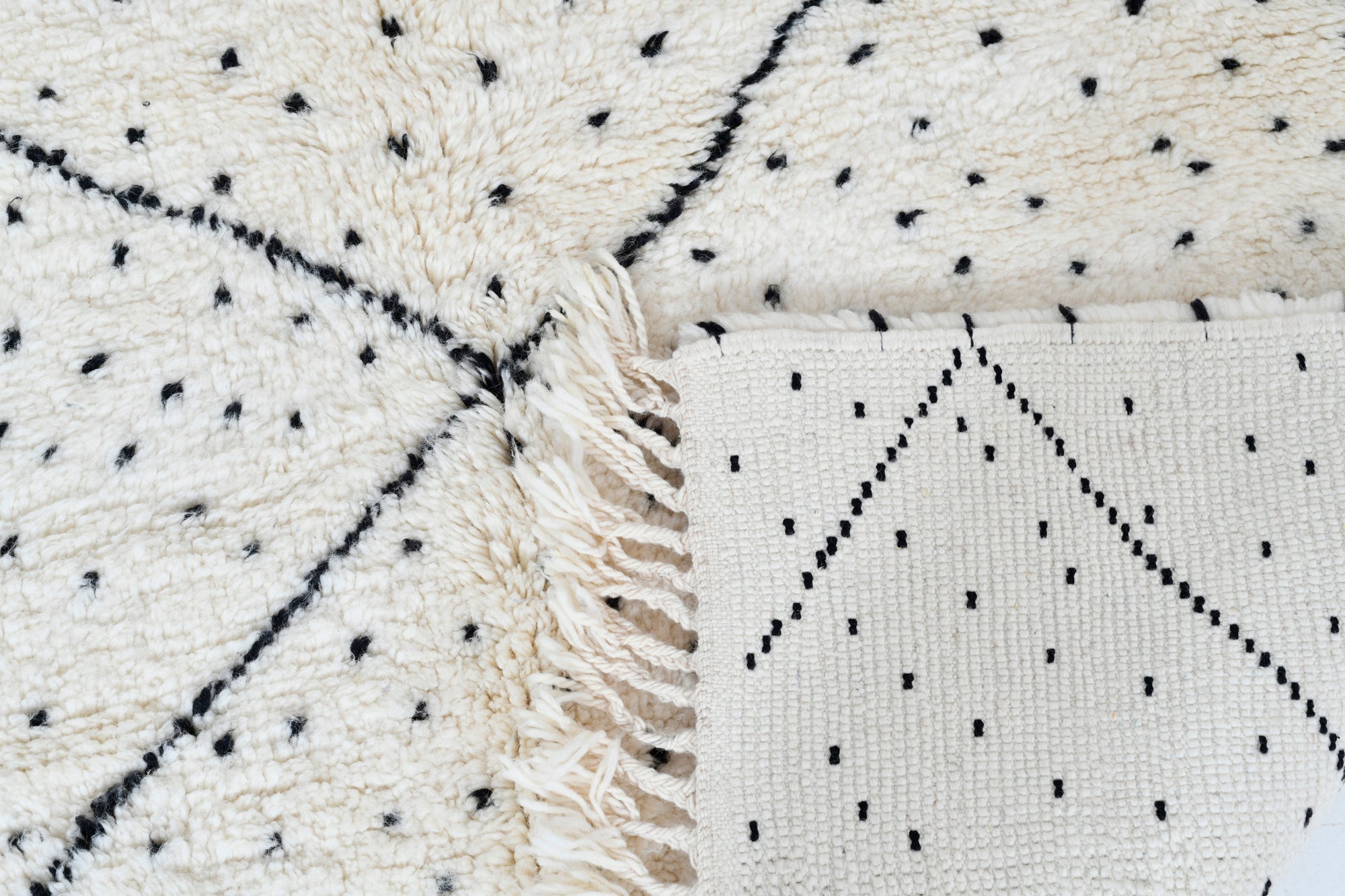 Moroccan custom rug from Beni Ourain, Wool and Thread, black and white