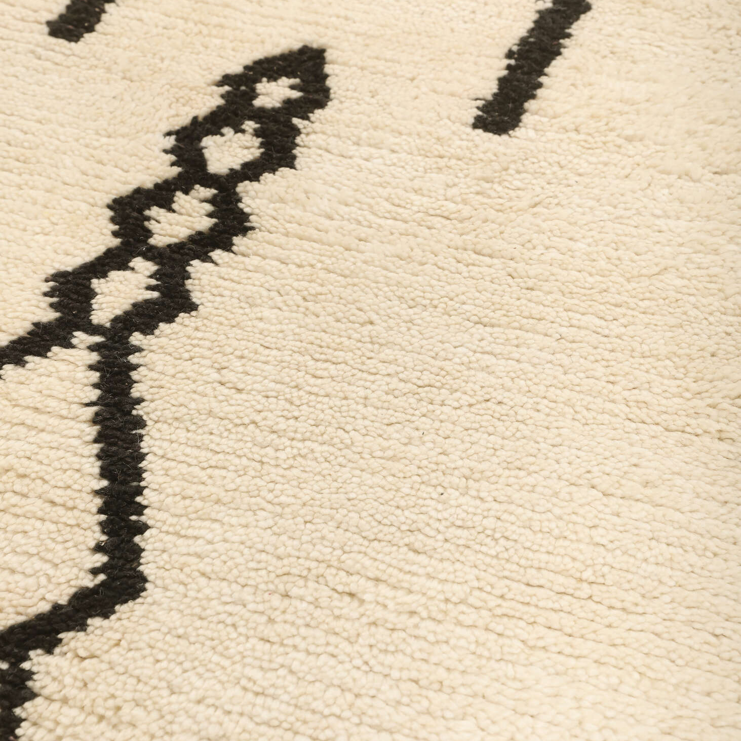Moroccan custom rug from Beni Ourain, Wool and Thread, White