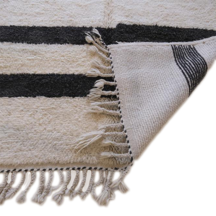 Monochrome 4463