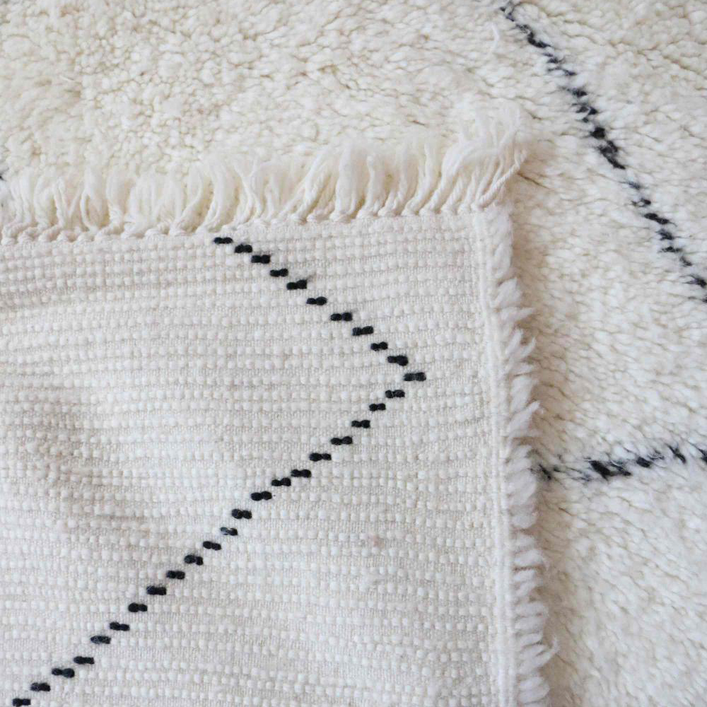 Elongated Lozenge Rug 4549
