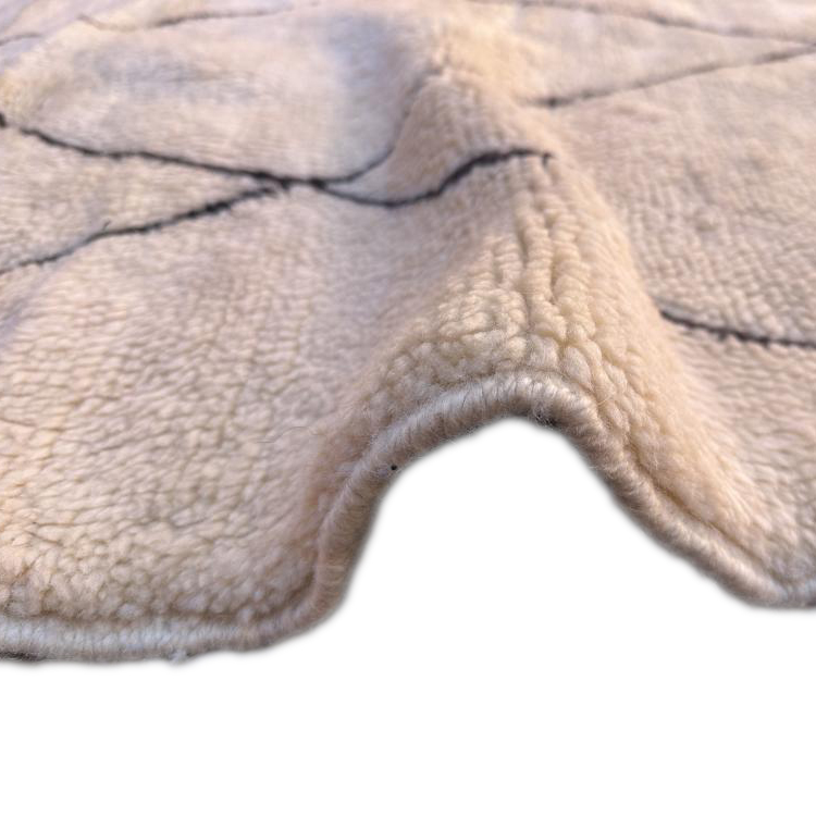 Classic Diamond Shape Rug 4578