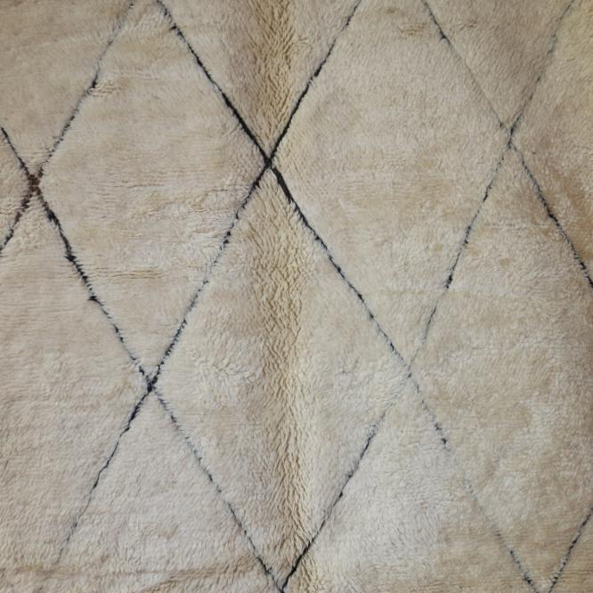 Moroccan custom rug from Beni Ourain, Wool and Thread, White