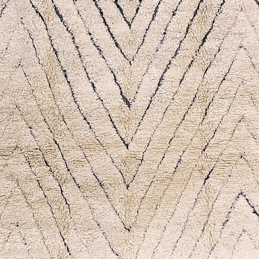 Moroccan custom rug from Beni Ourain, Wool, Off-white