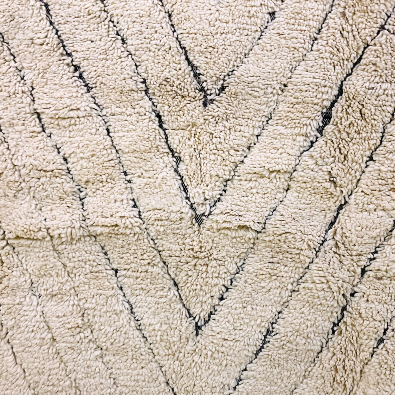 Moroccan custom rug from Beni Ourain, Wool, Off-white