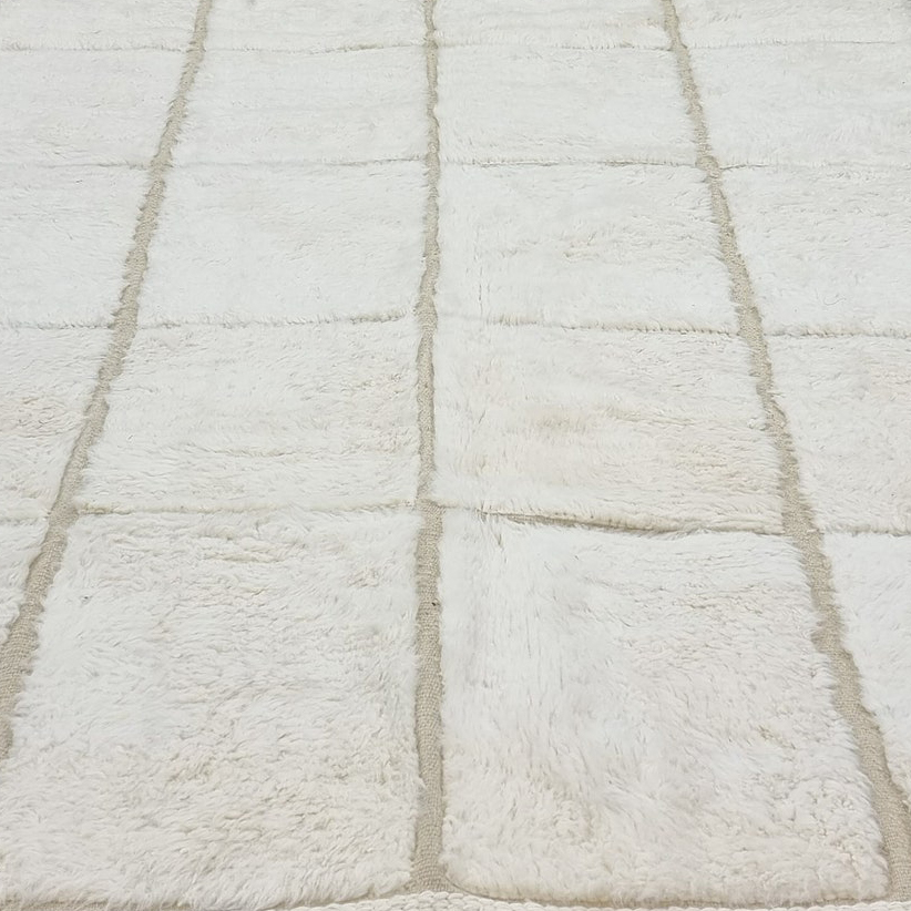 Moroccan custom rug from Beni Ourain, Wool, Off-white