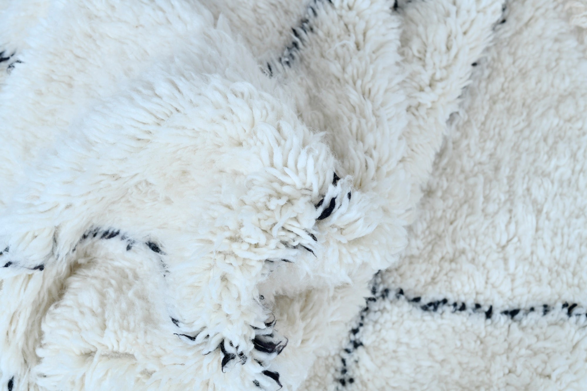 Black & White Moroccan Geometric Rug 3361